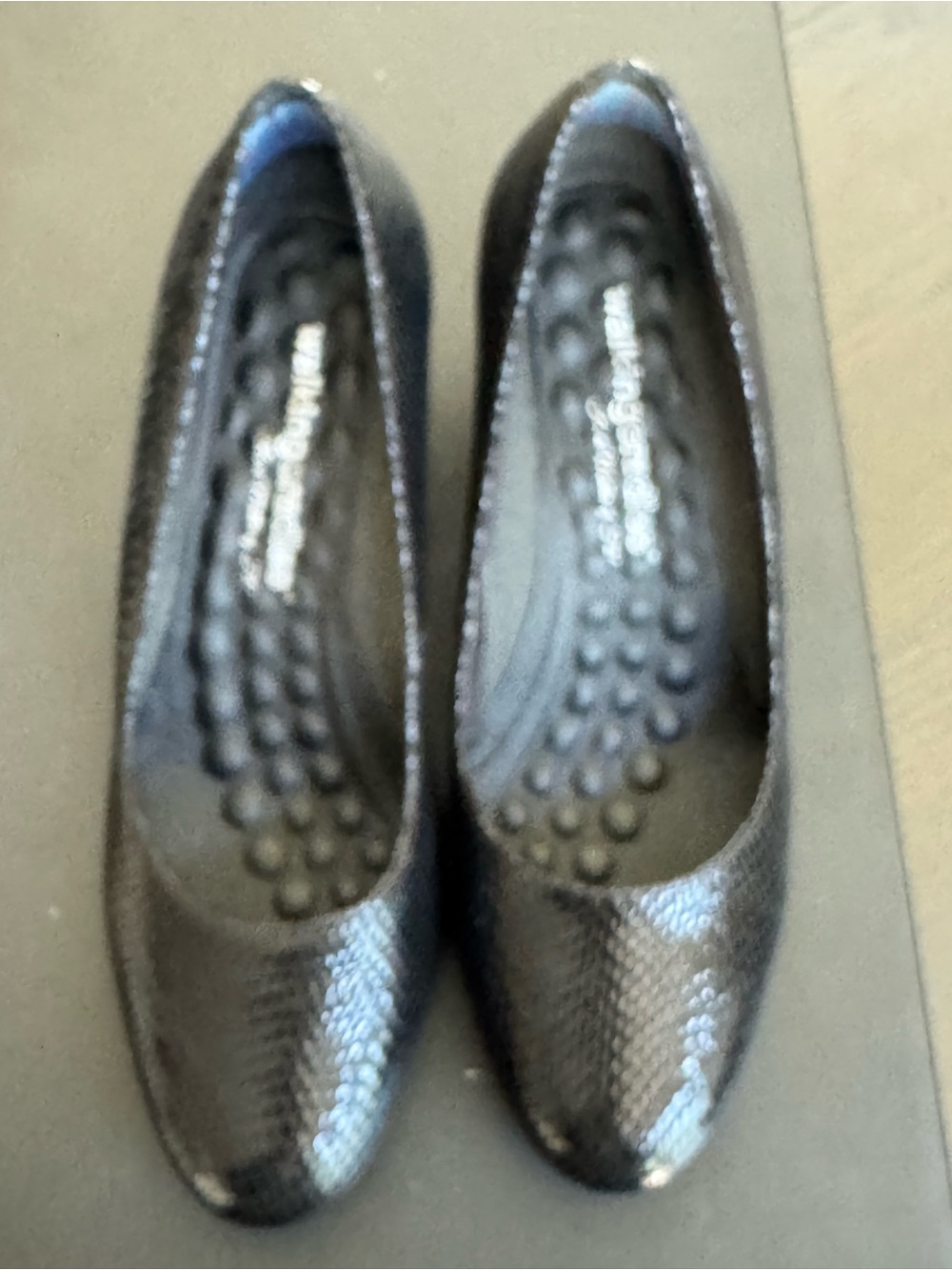 Women's Black Textured Heels with Cushioned Footbed
